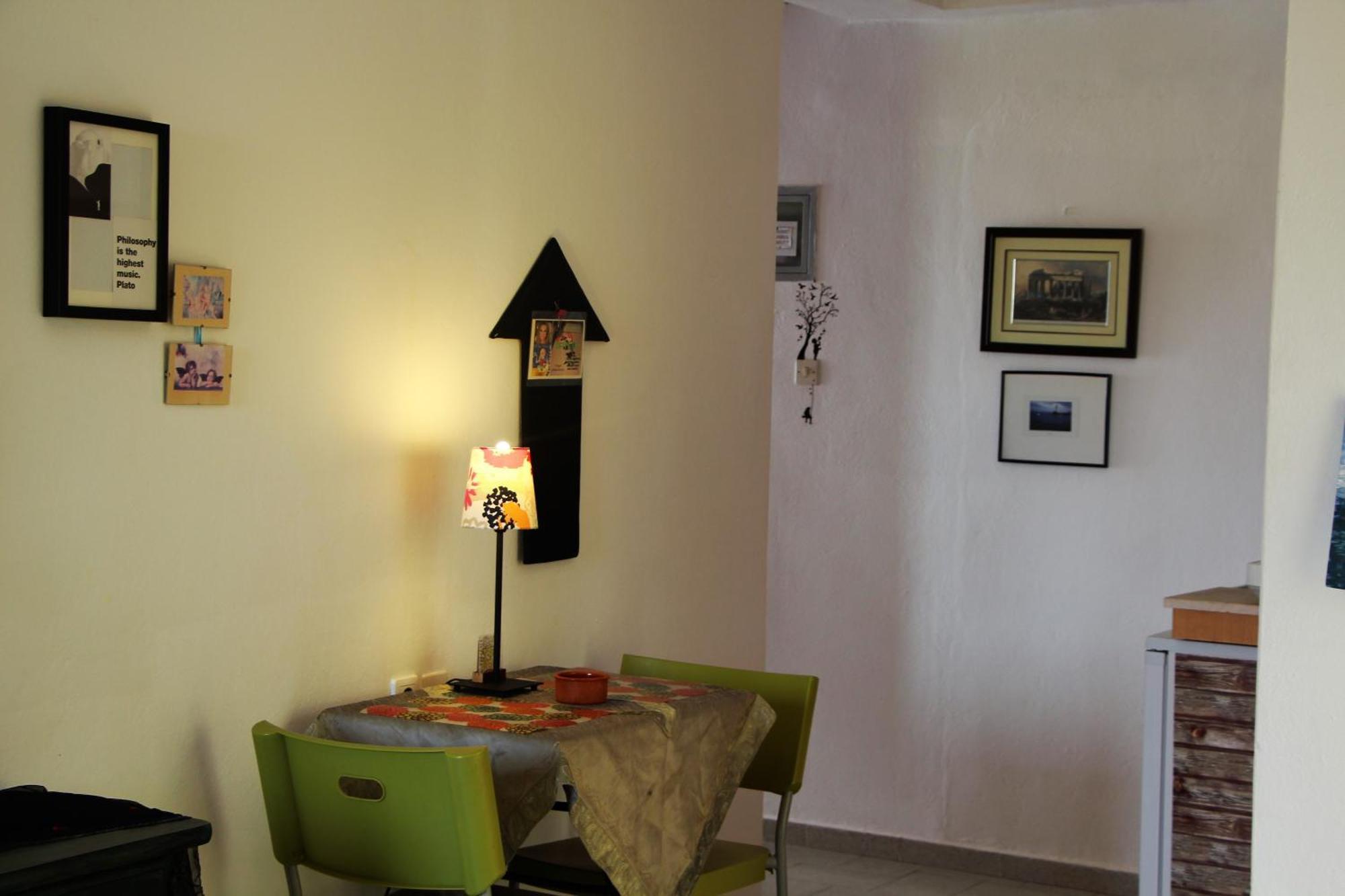 Apokoros Craft Deco Apartments&Studios Каливес Номер фото